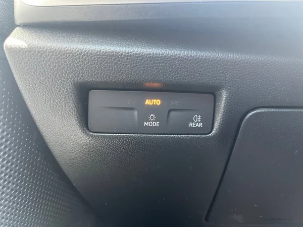 SKODA Superb Combi (2024) — foto 15 van 20