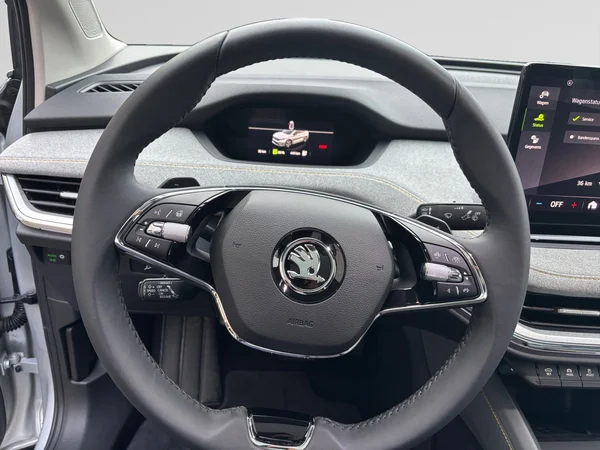 SKODA Enyaq Coupé (2024) — foto 14 van 24