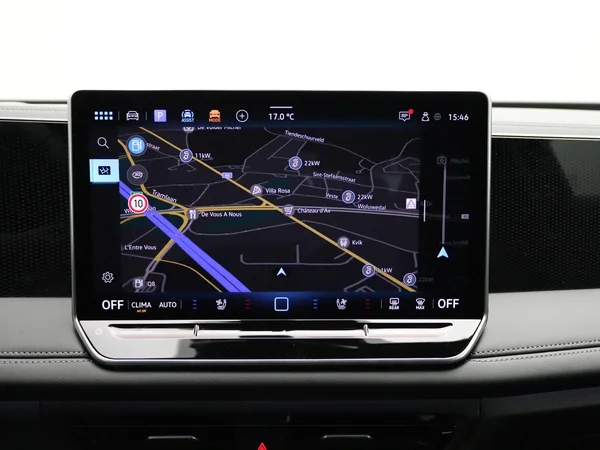 VOLKSWAGEN Tiguan (2025) — foto 3 van 15