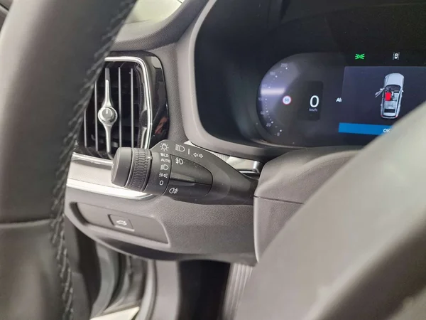 Volvo V60 (2024) — foto 5 van 16
