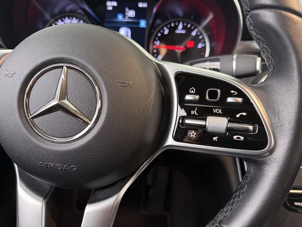 MERCEDES C 180 (2020) — foto 11 van 24