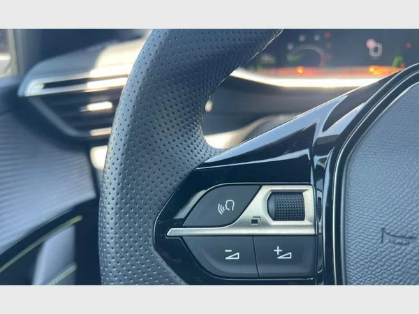Peugeot 208 (2023) — foto 4 van 22