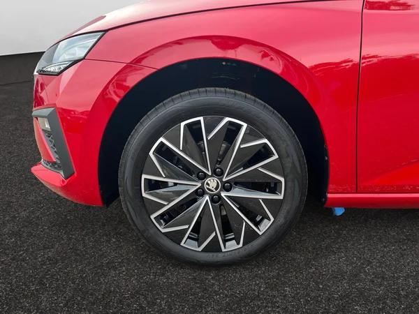 SKODA Scala (2025) — foto 14 van 16