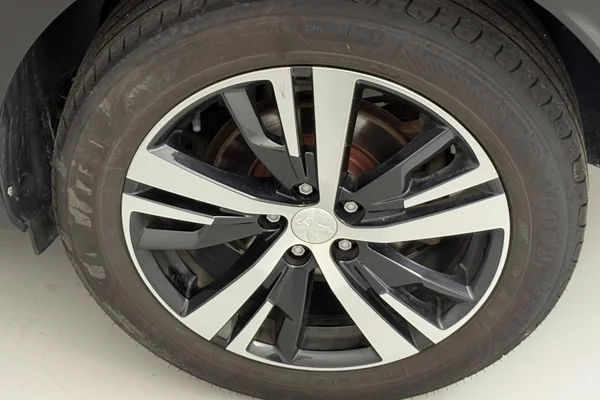 Peugeot 3008 (2020) — foto 15 van 31