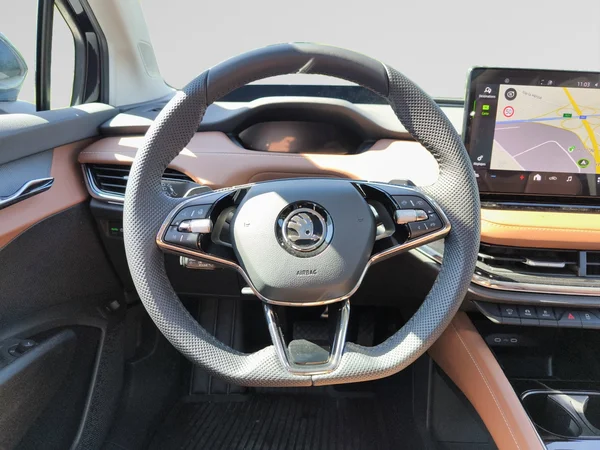 SKODA Enyaq Coupé (2025) — foto 5 van 37