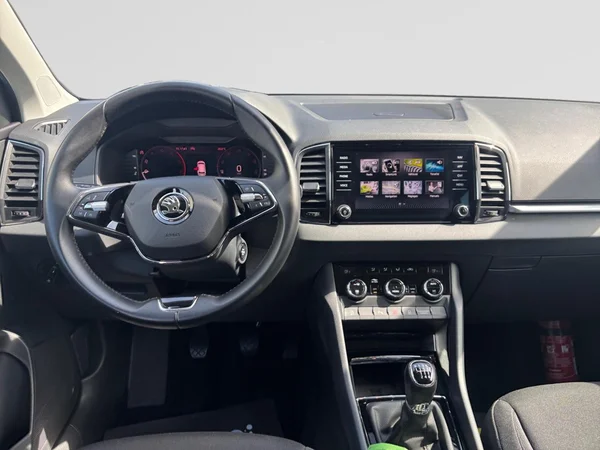 SKODA Karoq Dsl (2023) — foto 14 van 19