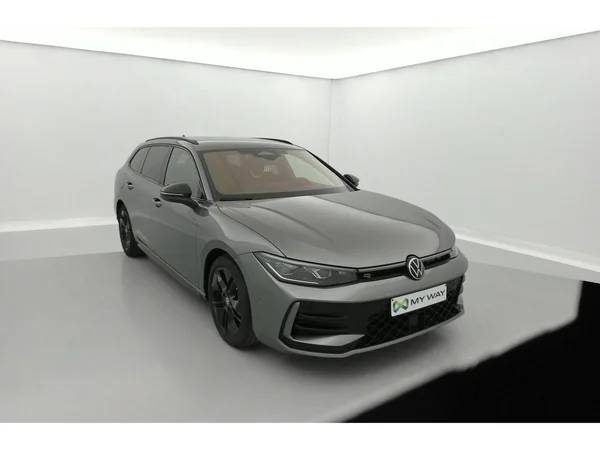 VOLKSWAGEN Passat SW (2024) — foto 23 van 36