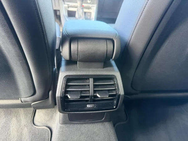 AUDI Q3 Sportback (2025) — foto 7 van 21