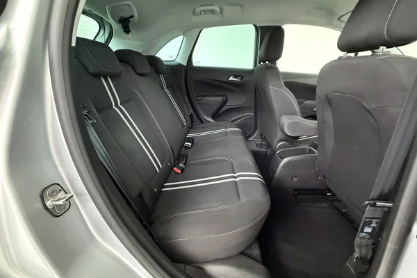 Opel Crossland (2023) — foto 2 van 29