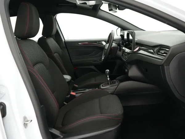 Ford Focus (2024) — foto 3 van 21