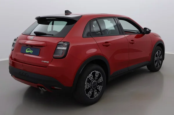 Fiat 600 (2025) — foto 33 van 37