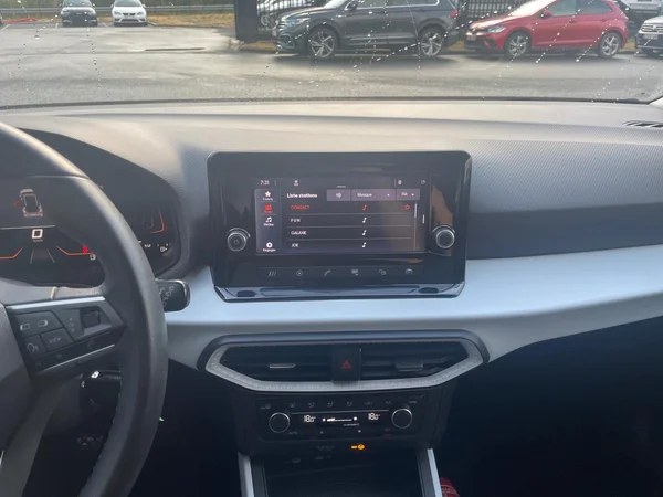 SEAT Arona (2024) — foto 2 van 21