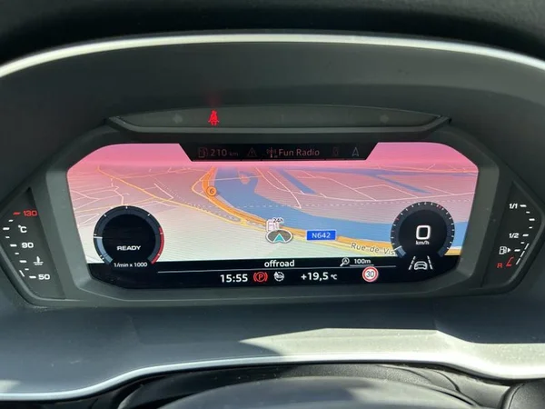 AUDI Q3 Dsl (2020) — foto 9 van 34