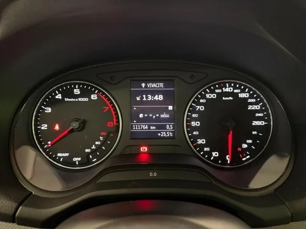 AUDI Q2 (2018) — foto 7 van 27