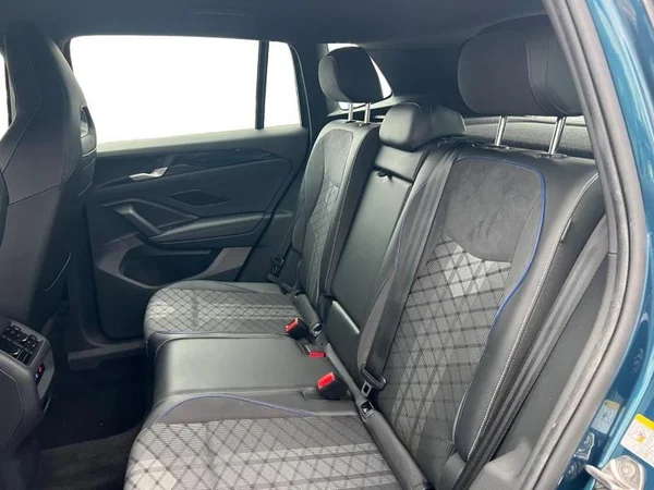 VOLKSWAGEN Tiguan Dsl (2024) — foto 8 van 24