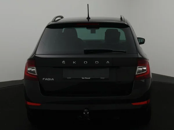 SKODA Fabia Combi (2021) — foto 22 van 25