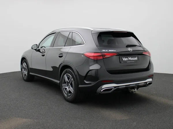 Mercedes-Benz GLC (2025) — foto 12 van 45