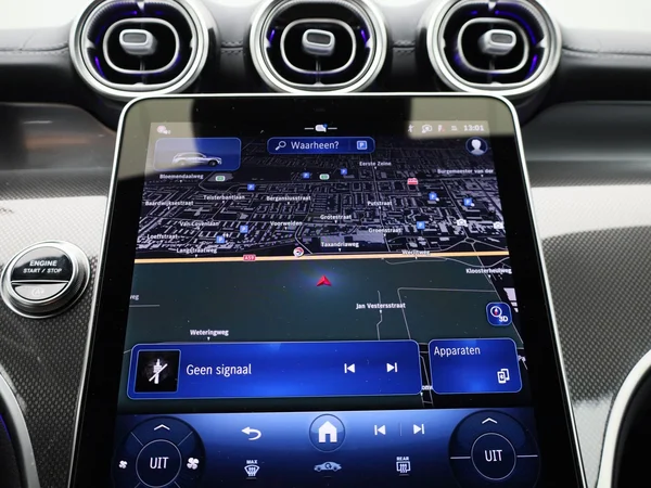 Mercedes-Benz GLC (2025) — foto 9 van 51