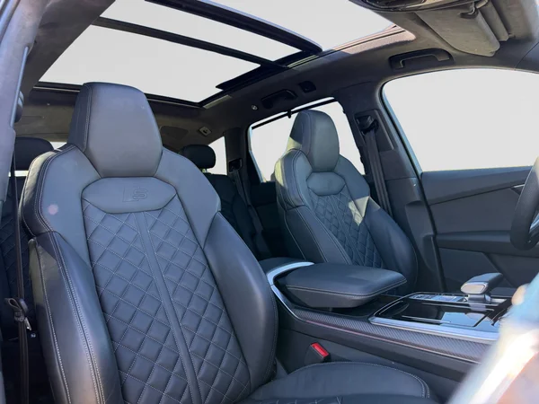 AUDI Q7 (2024) — foto 14 van 20
