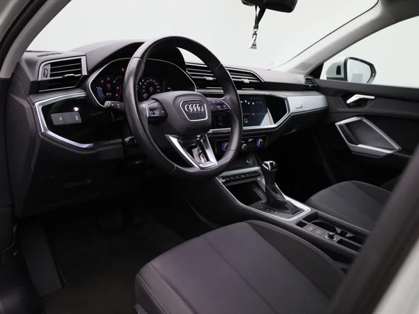 Audi Q3 (2022) — foto 25 van 40