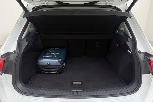 Volkswagen Tiguan (2022) — foto 5 van 37