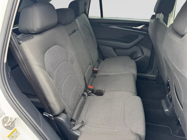 SKODA Kodiaq (2025) — foto 6 van 24