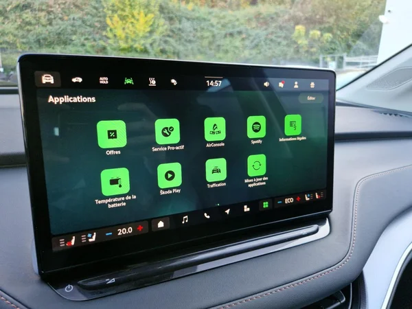SKODA Enyaq (2026) — foto 14 van 29