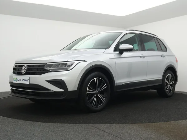 VOLKSWAGEN Tiguan (2022) — foto 1 van 24