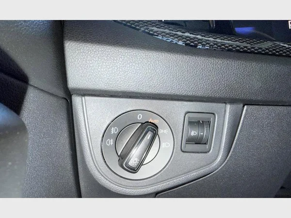 Volkswagen Taigo (2025) — foto 18 van 31