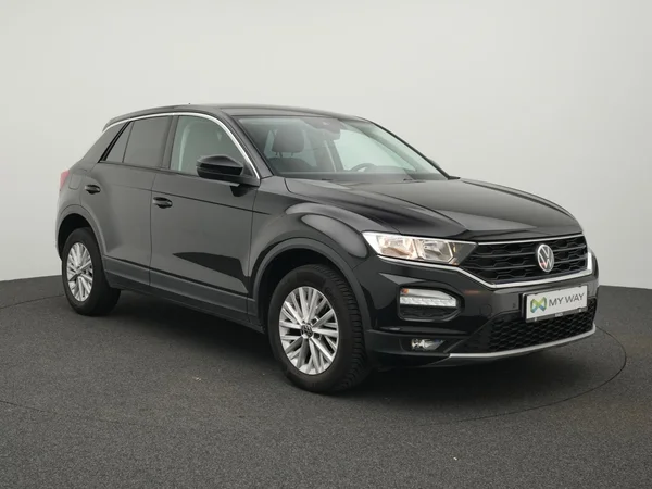 VOLKSWAGEN T-Roc (2021) — foto 12 van 26