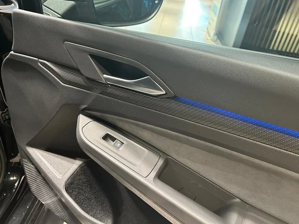 VOLKSWAGEN Golf VIII SW (2024) — foto 15 van 28