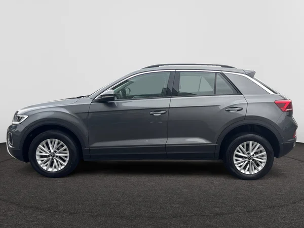 VOLKSWAGEN T-Roc (2022) — foto 19 van 20