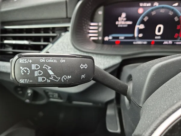 SKODA Kamiq (2025) — foto 16 van 21