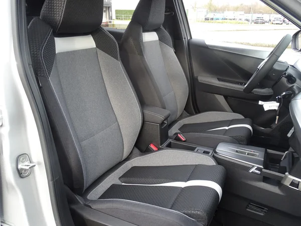 Opel Frontera (2025) — foto 21 van 21