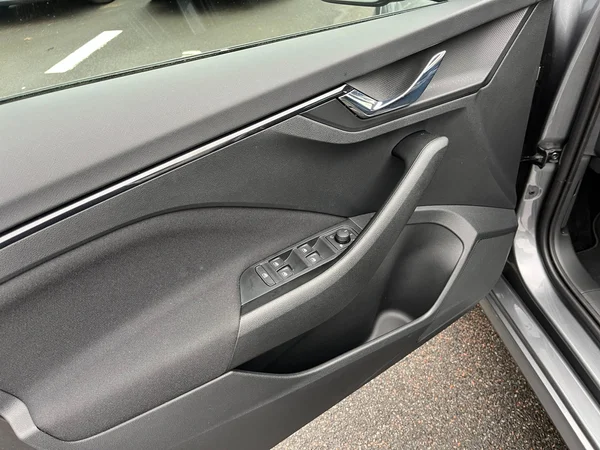 SKODA Kamiq (2025) — foto 3 van 23