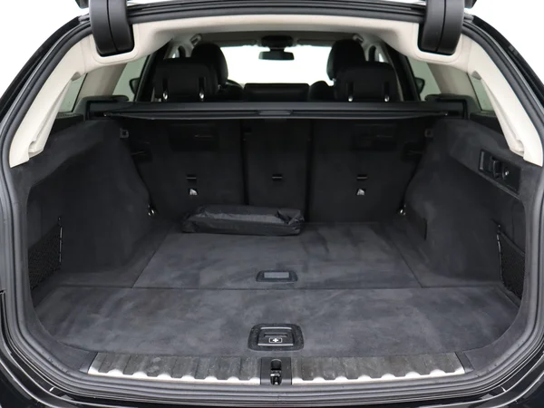 BMW 320 (2021) — foto 8 van 30