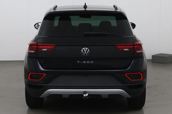 Volkswagen T-Roc (2023) — foto 14 van 19
