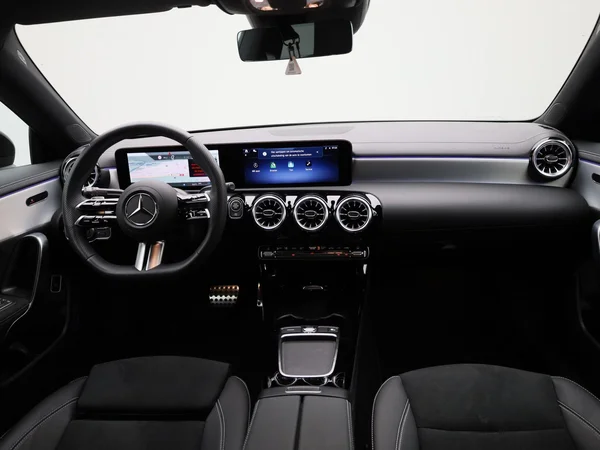 Mercedes-Benz CLA (2025) — foto 30 van 40