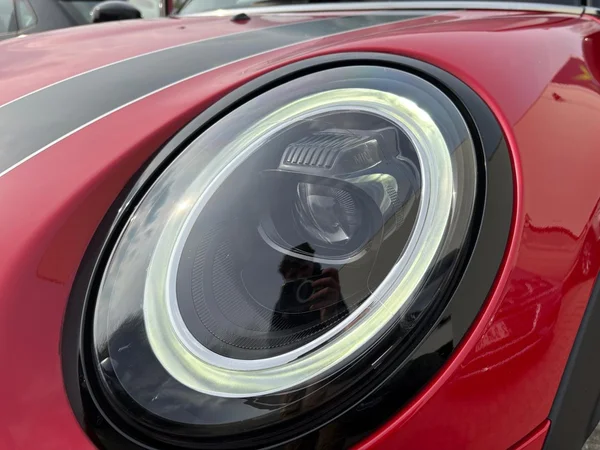 MINI Mini 5 Doors (F55 LCI II) (2022) — foto 17 van 24