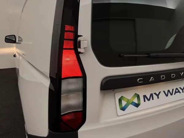 VOLKSWAGEN Caddy Maxi Cargo (2025) — foto 5 van 18