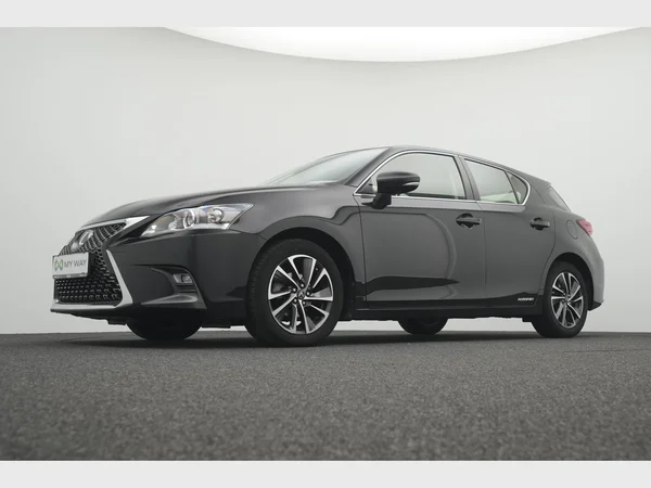 LEXUS CT 200h (2018) — foto 21 van 25