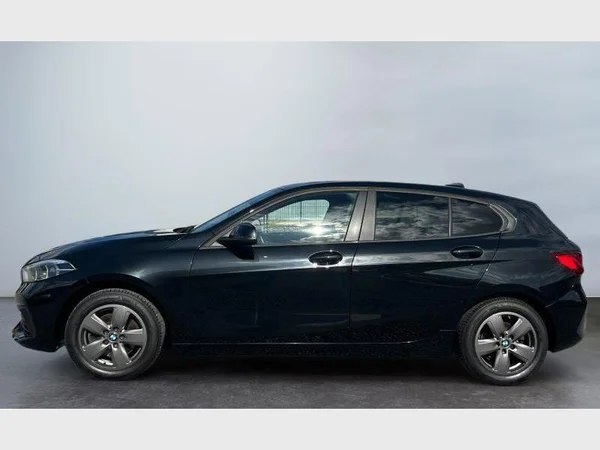 BMW 1 Hatch (2021) — foto 27 van 29