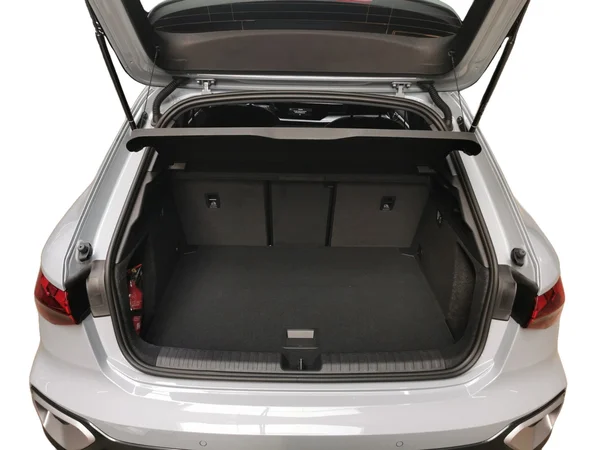 AUDI A3 Allstreet (2025) — foto 2 van 14