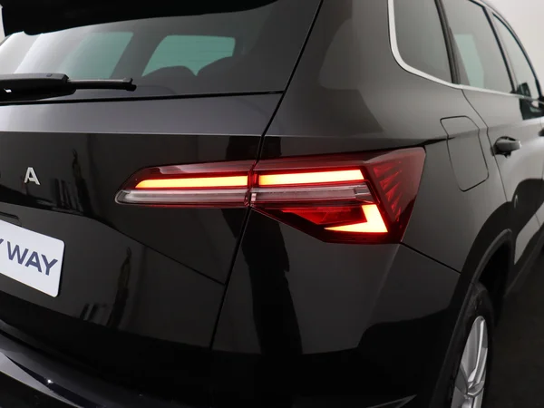 SKODA Karoq (2025) — foto 4 van 18