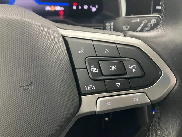 VOLKSWAGEN Taigo (2023) — foto 14 van 36