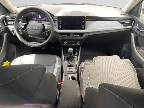 SKODA Kamiq (2026) — foto 8 van 11