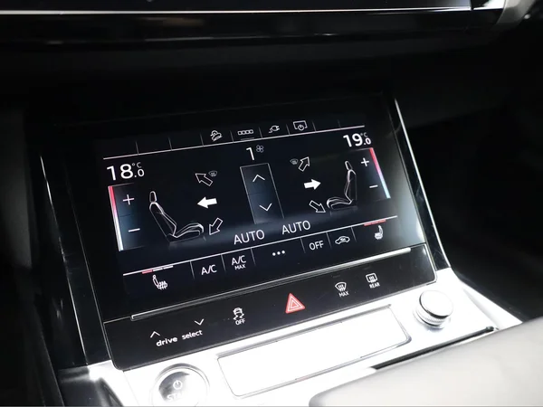 AUDI e-tron Sportback (2021) — foto 11 van 25