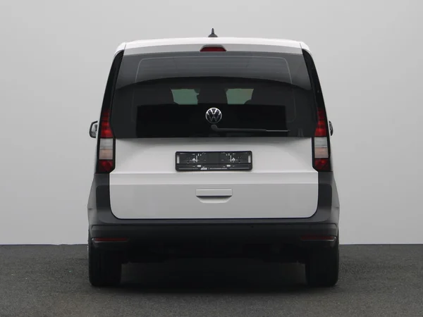 VOLKSWAGEN Caddy Maxi (2024) — foto 13 van 16