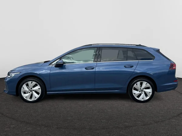 VOLKSWAGEN Golf VIII SW (2026) — foto 12 van 19