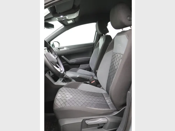 VOLKSWAGEN Taigo (2024) — foto 9 van 24
